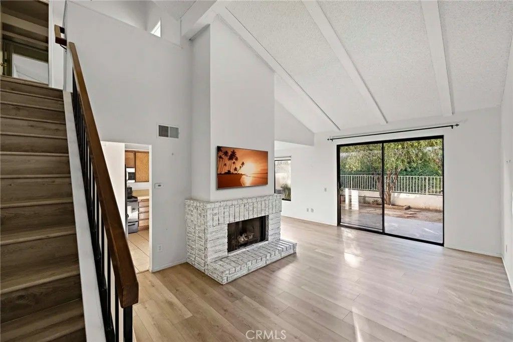 Photo of 921 Creekside Dr, Fullerton, CA 92833 (MLS # CV26046666)