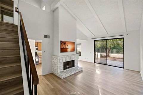 Photo of 921 Creekside Dr, Fullerton, CA 92833 (MLS # CV26046666)