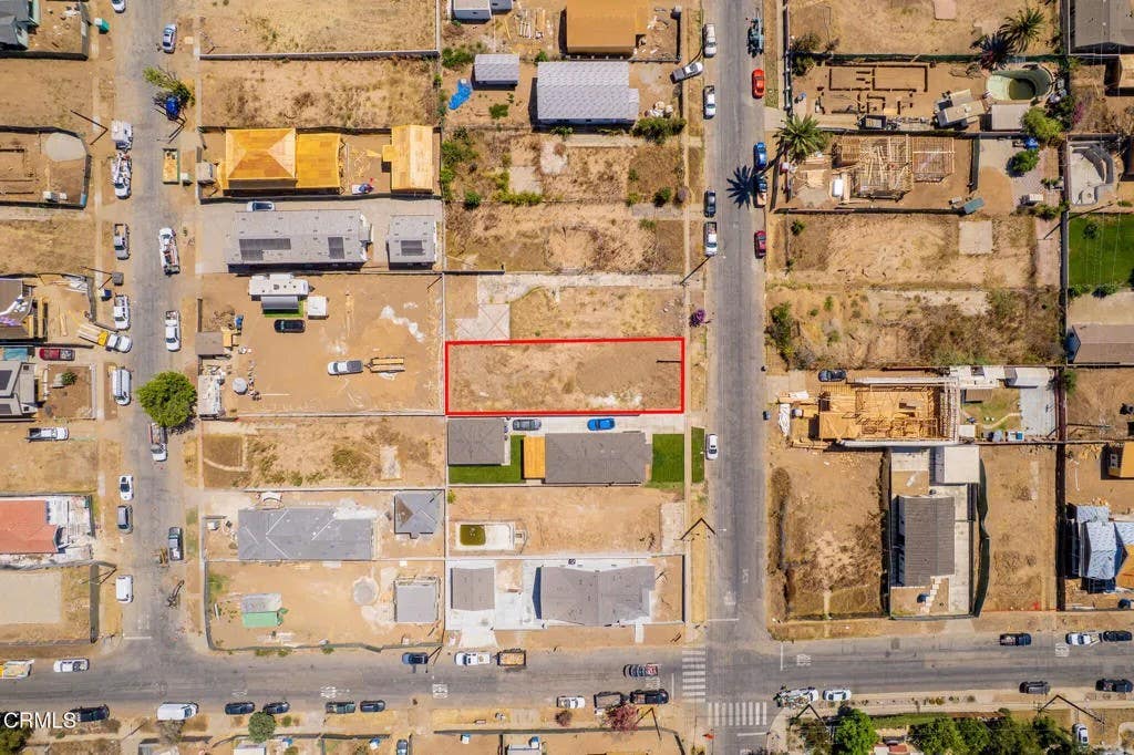 Photo of 137 W Harriet ST, Altadena, CA 91001 (MLS # P1-28599)