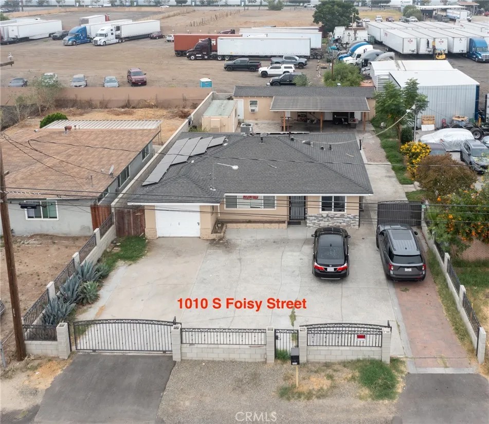 374 E Norman