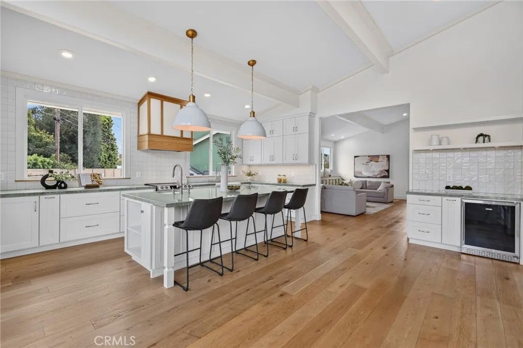 17361 Alta Vista