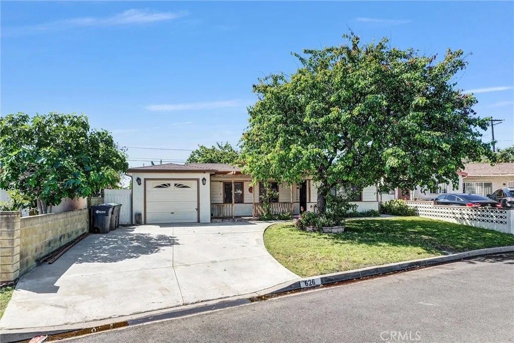 Photo of 626 W Martinshire St, Carson, CA 90745 (MLS # SB26073994)