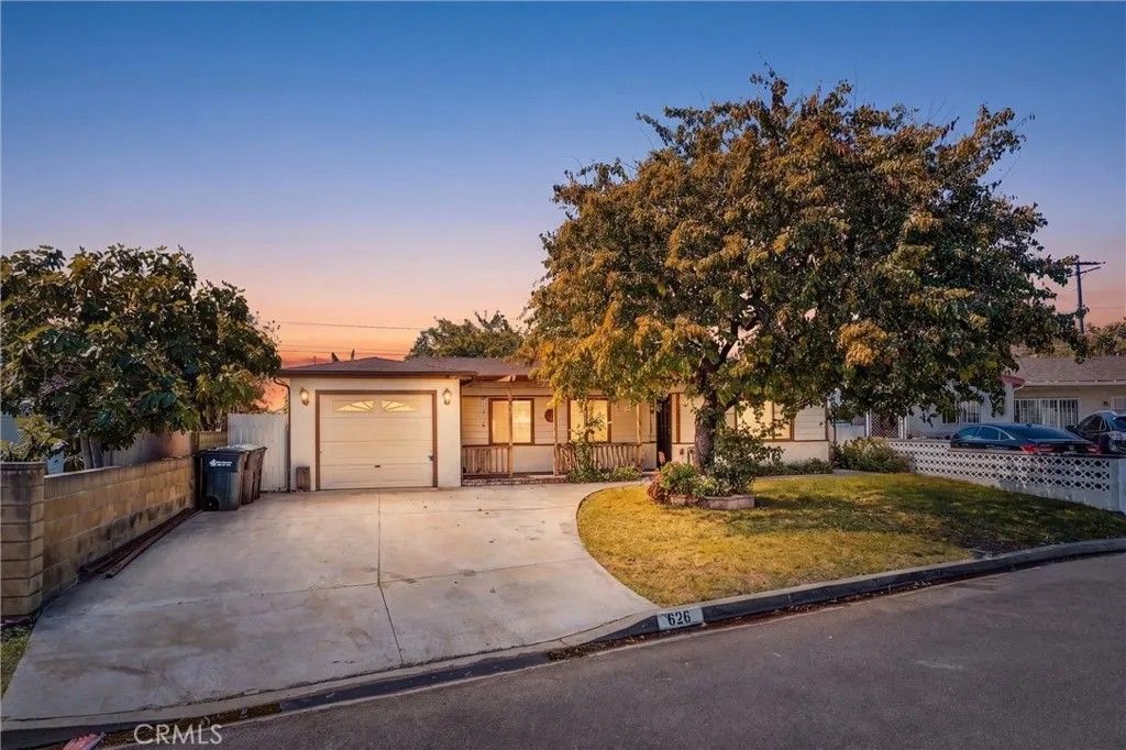 Photo of 626 W Martinshire St, Carson, CA 90745 (MLS # SB26073994)