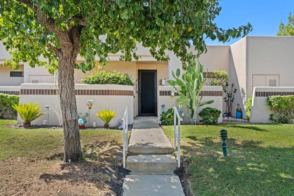 67387 Toltec Court