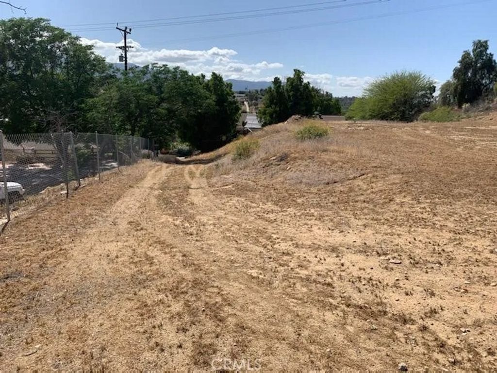 Photo of 19802 Carmelita Ave, Corona, CA 92881 (MLS # IG26015731)