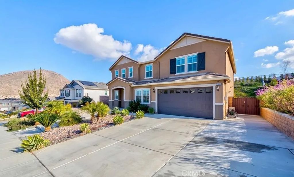 Photo of 20886 Mountain Gate Dr, Riverside, CA 92507 (MLS # PW26071858)