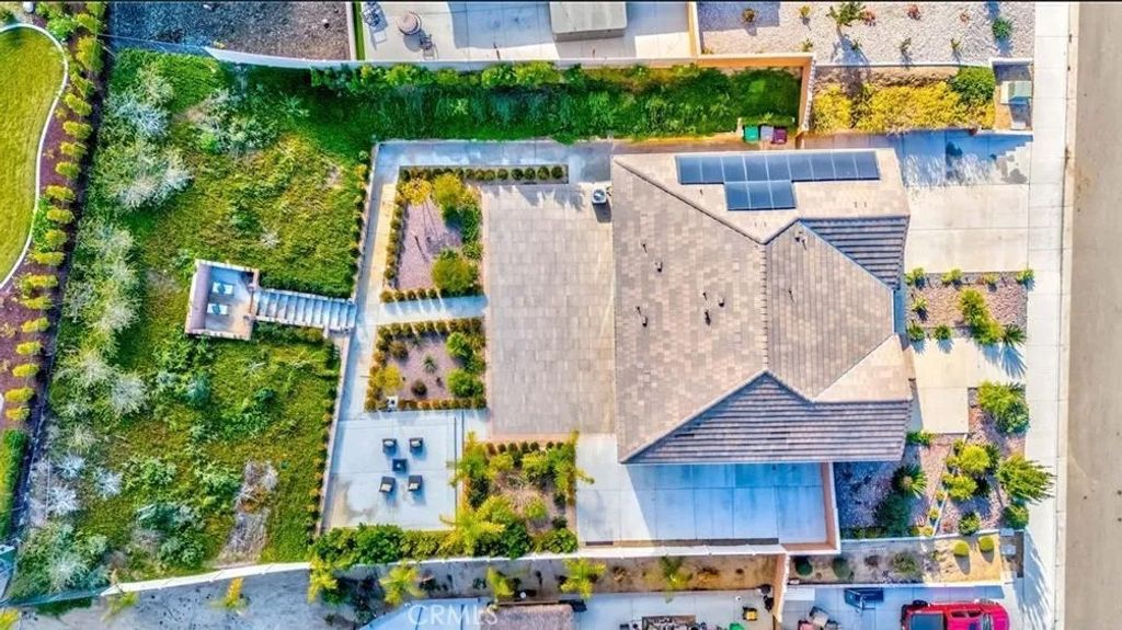 Photo of 20886 Mountain Gate Dr, Riverside, CA 92507 (MLS # PW26071858)