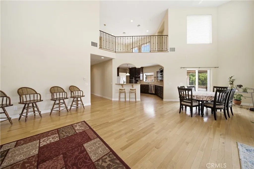 13675 Davenport
