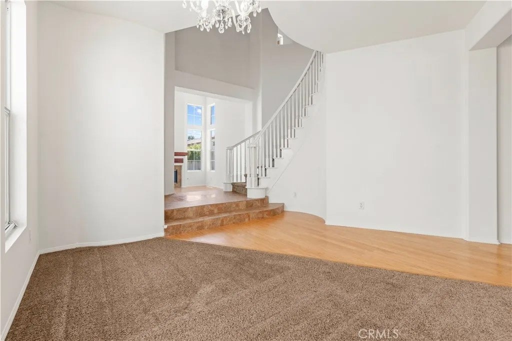 28549 Silverking Trail
