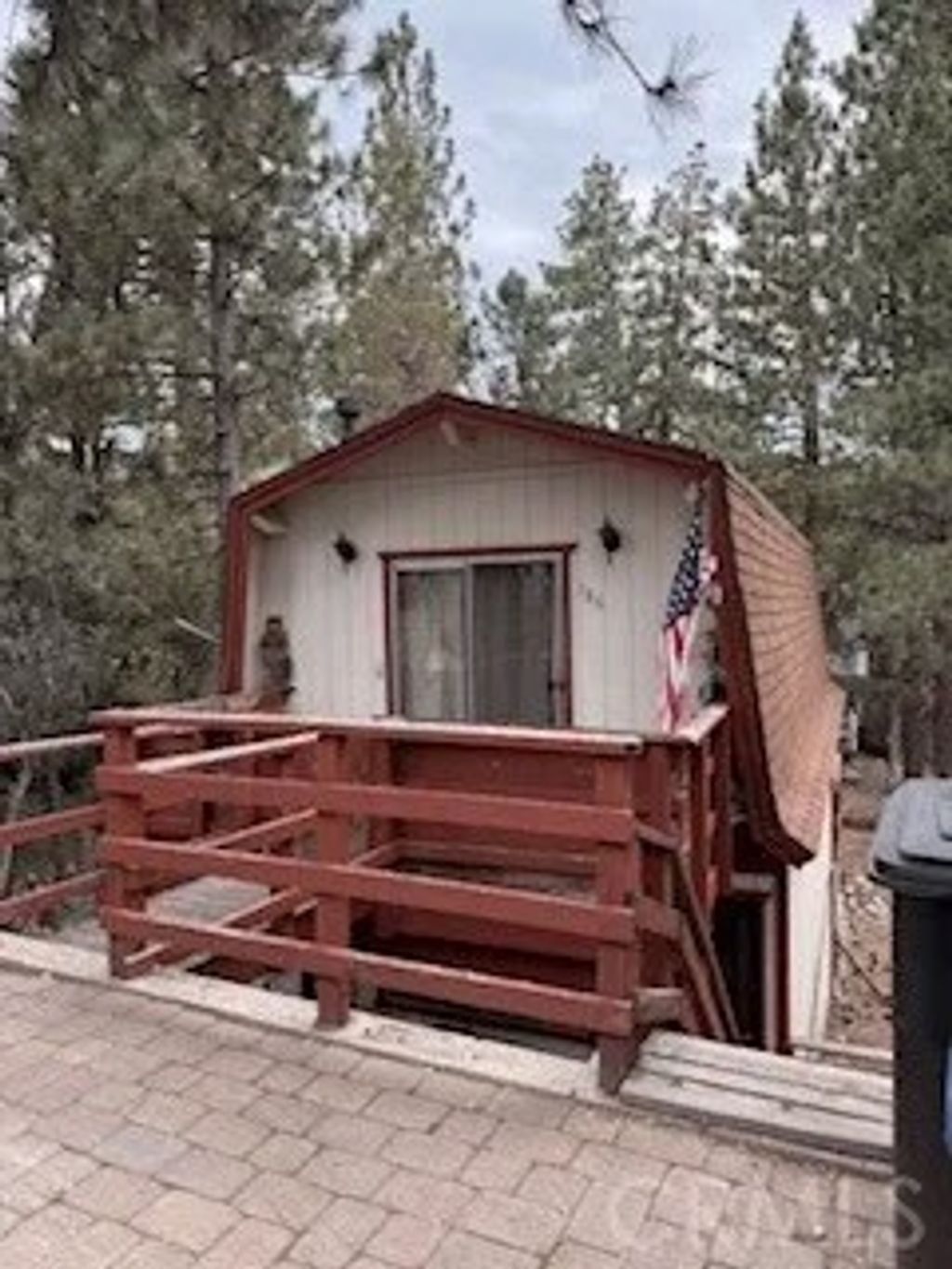 Photo of 186 Kern Avenue, Sugarloaf, CA 92386 (MLS # IV26066256)