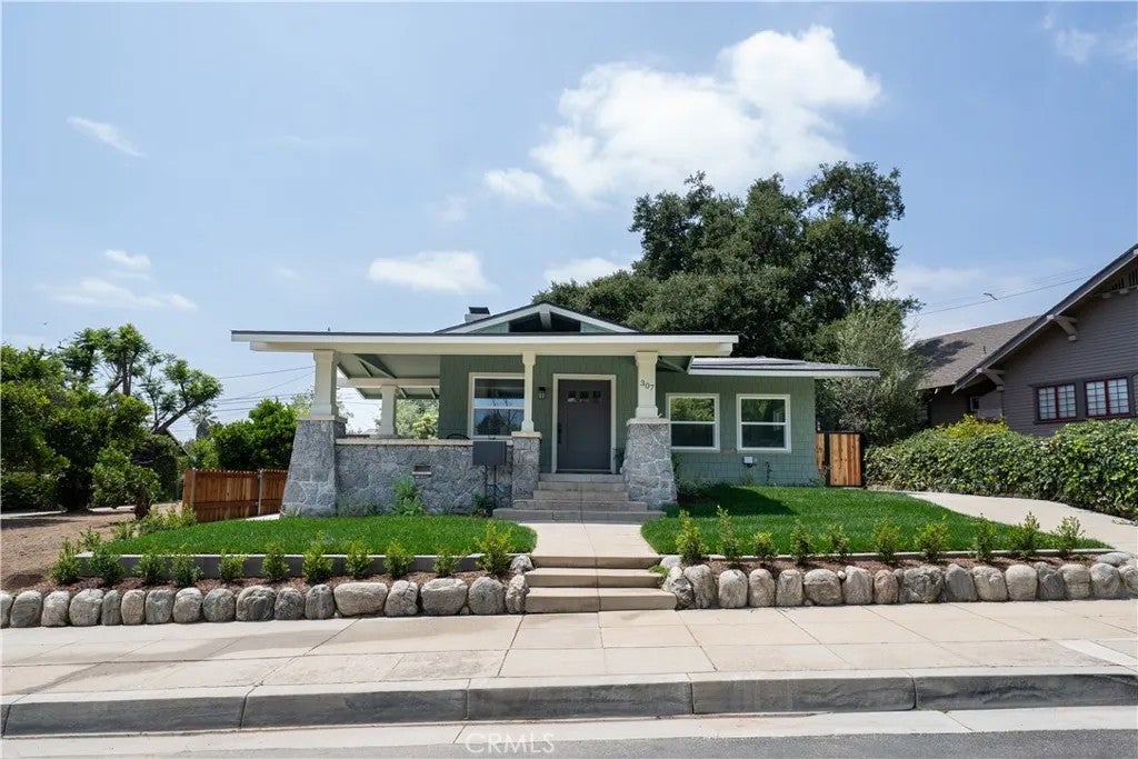 307 Melrose
