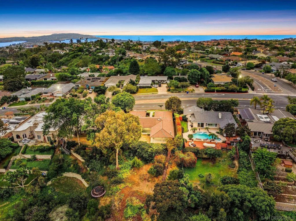 Photo of 5877 Soledad Mountain Road, La Jolla, CA 92037 (MLS # 260007505)