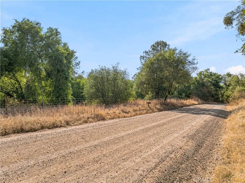 8321 Hunters Valley