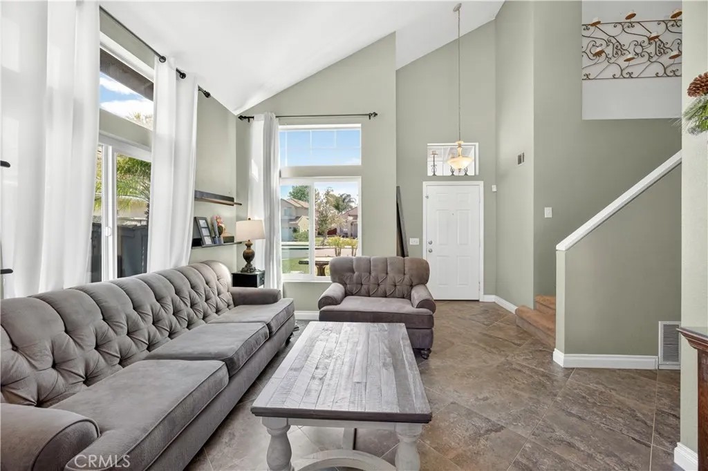 32000 Calle Espinosa