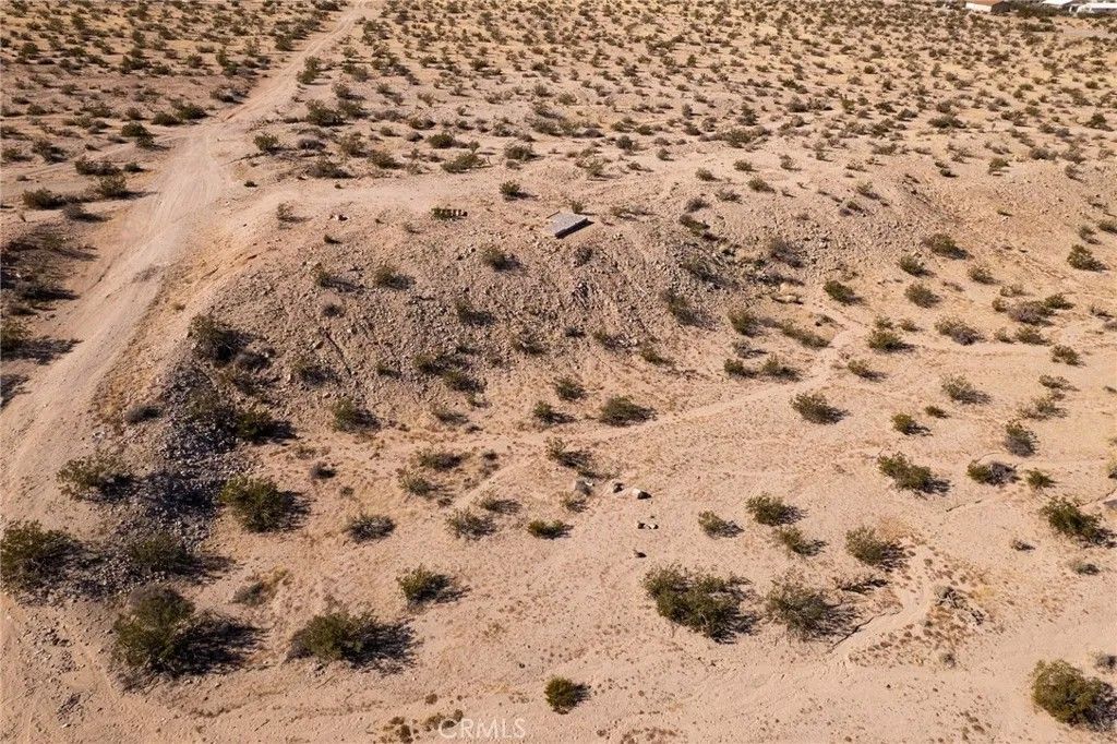 Photo of 7822 Sahara Ave, 29 Palms, CA 92277 (MLS # SW26009794)