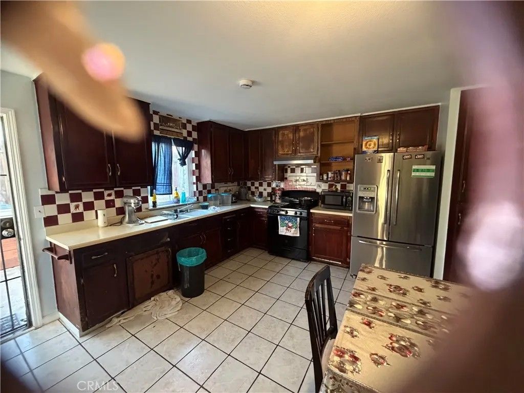 Photo of 1705 Ustick Rd, Modesto, CA 95358 (MLS # MC26016688)