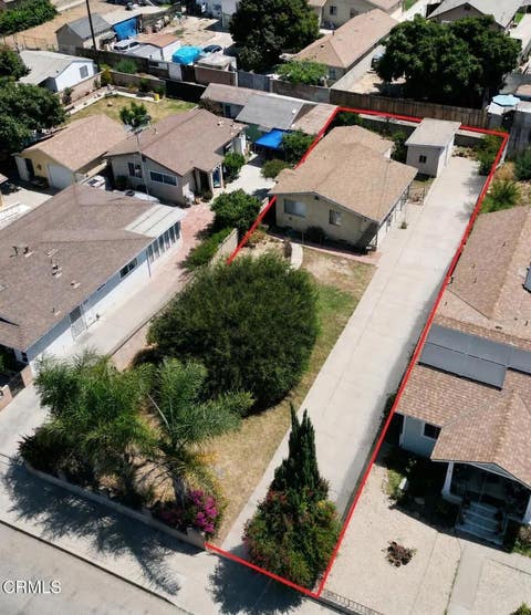 Photo of 129 S Olive Street, Santa Paula, CA 93060 (MLS # V1-37846)
