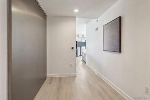 Tiny photo for 800 The Mark Ln #904, San Diego, CA 92101 (MLS # 250040185)
