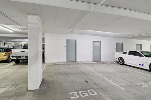 Tiny photo for 800 The Mark Ln #904, San Diego, CA 92101 (MLS # 250040185)