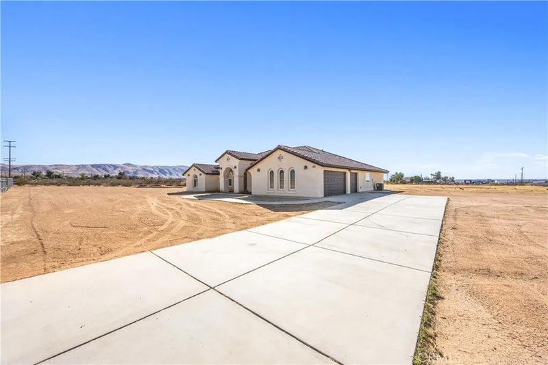 11386 Tujunga