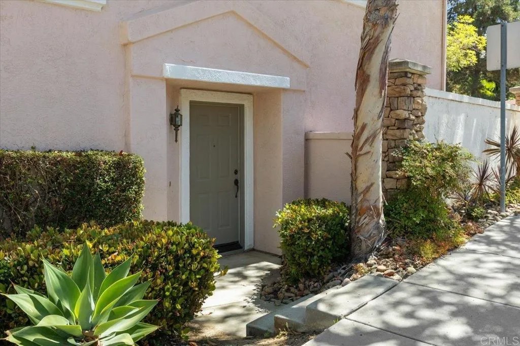 833 Rockmint Drive