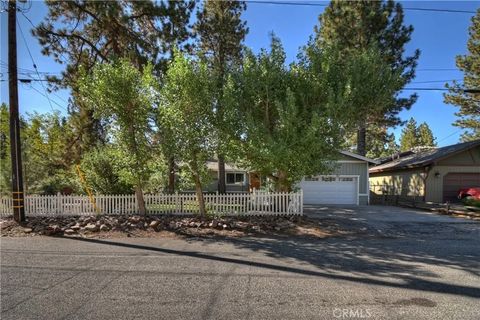 Tiny photo for 2208 Manzanita Lane, Big Bear Lake, CA 92314 (MLS # PW25216661)