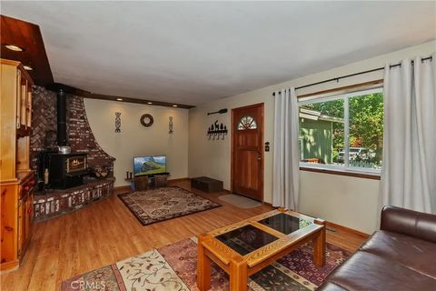 Tiny photo for 2208 Manzanita Lane, Big Bear Lake, CA 92314 (MLS # PW25216661)