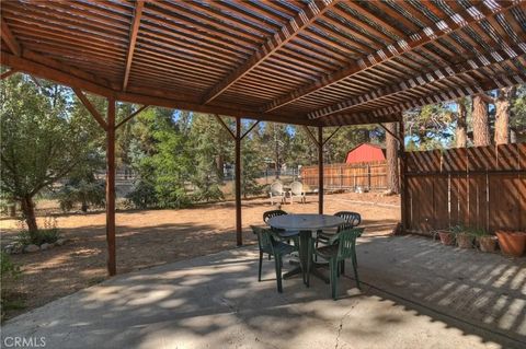 Tiny photo for 2208 Manzanita Lane, Big Bear Lake, CA 92314 (MLS # PW25216661)