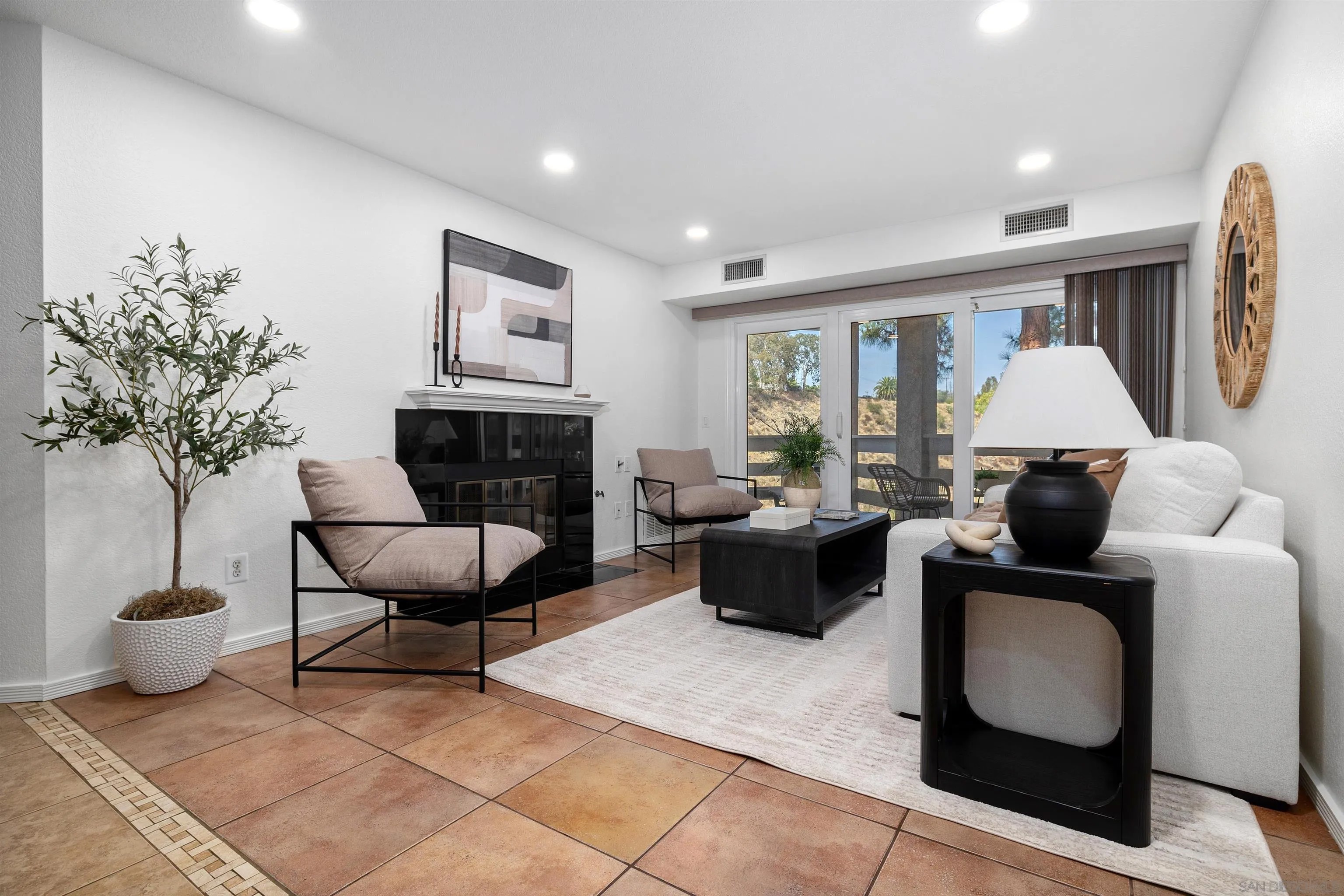 7263 Camino Degrazia 32