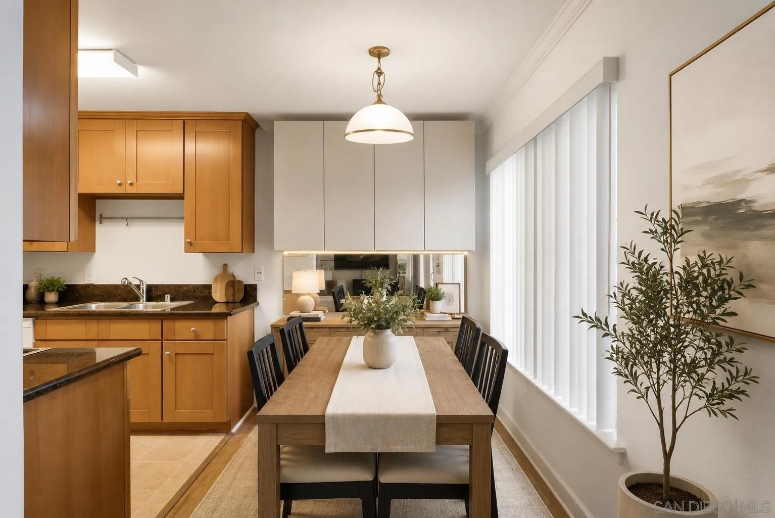 8581 Villa La Jolla J