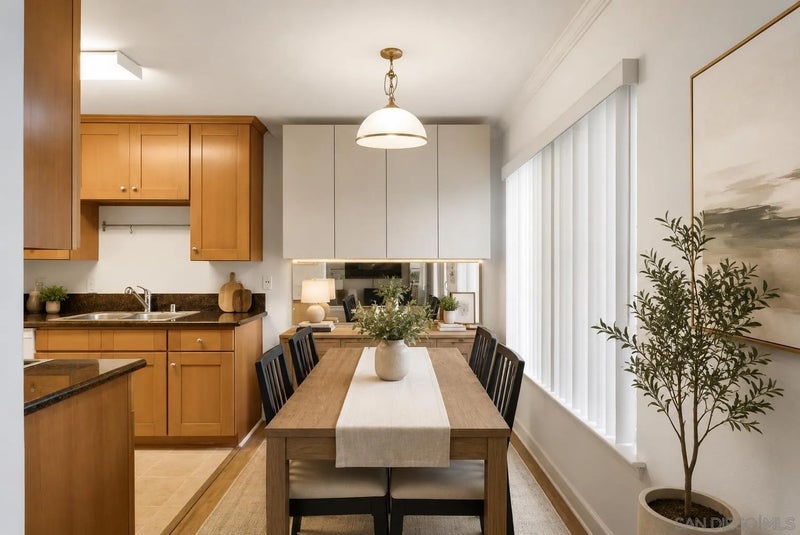 8581 Villa La Jolla J