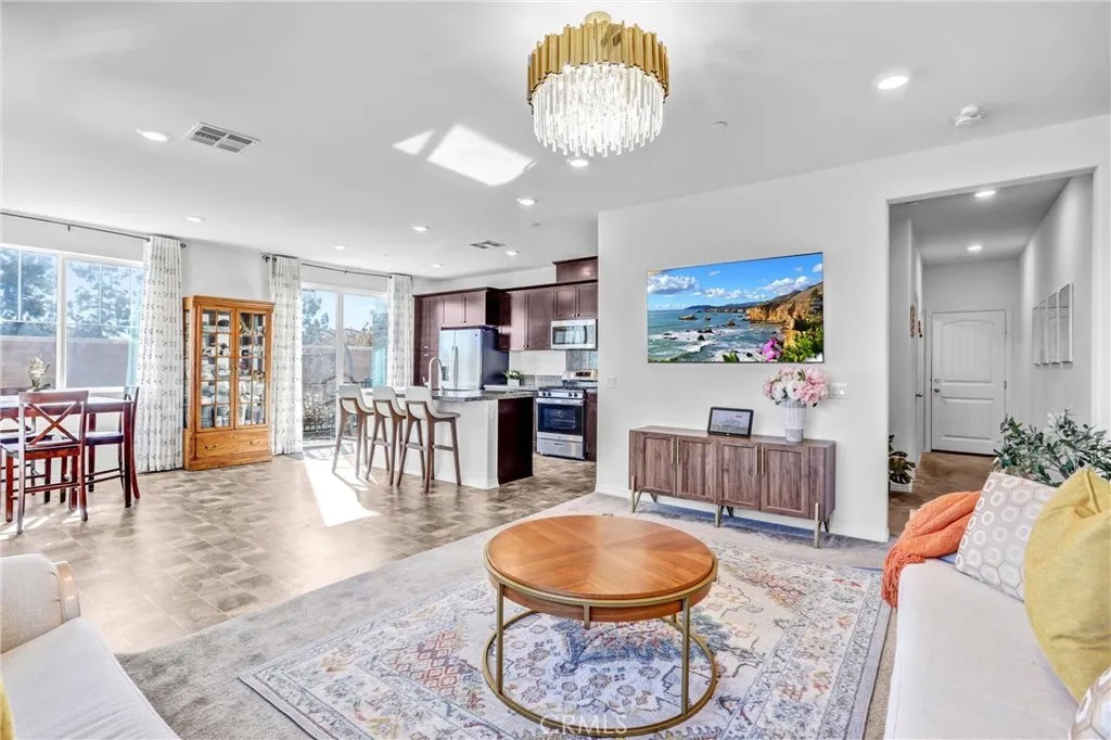16681 Wyndham 8
