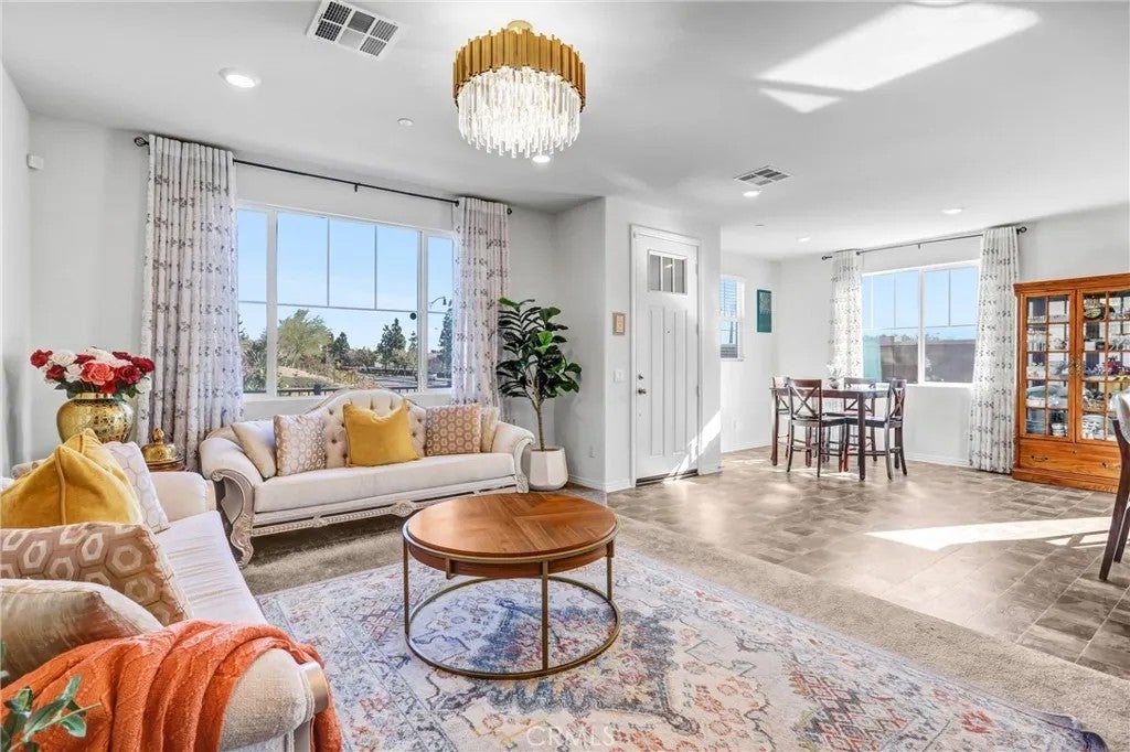 16681 Wyndham 8