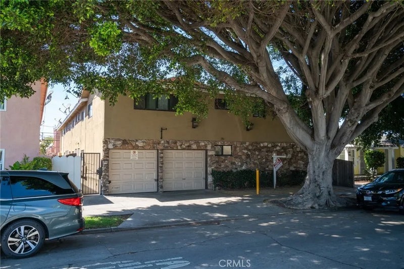 1137 Junipero Avenue