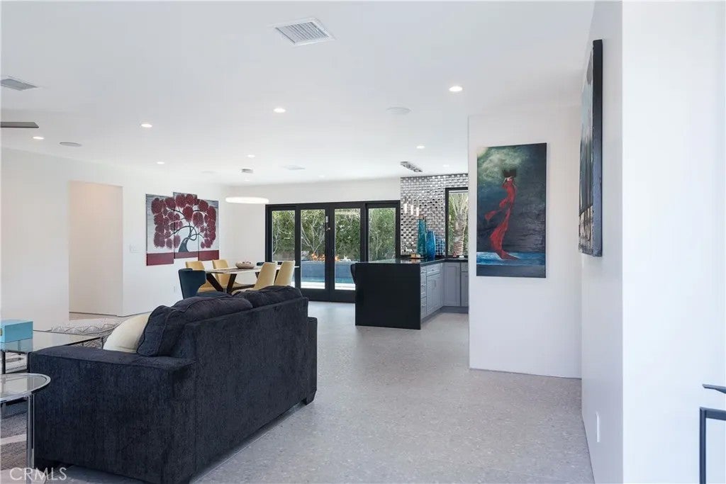 Photo of 3152 N Starr RD, Palm Springs, CA 92262 (MLS # BB26123932)