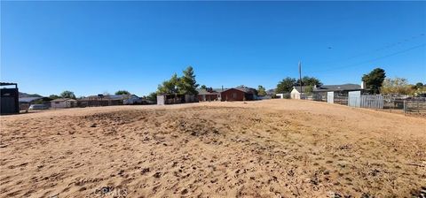 Tiny photo for 15135 Cheyenne Rd, Apple Valley, CA 92307 (MLS # IV25249689)