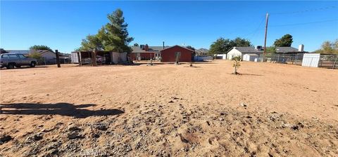 Tiny photo for 15135 Cheyenne Rd, Apple Valley, CA 92307 (MLS # IV25249689)