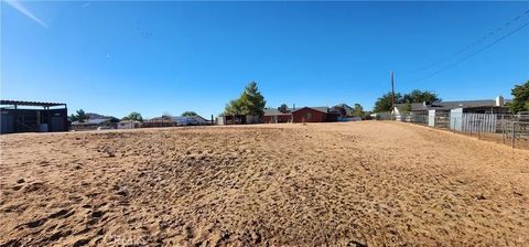 Tiny photo for 15135 Cheyenne Rd, Apple Valley, CA 92307 (MLS # IV25249689)