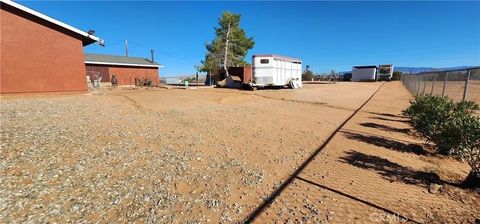 Tiny photo for 15135 Cheyenne Rd, Apple Valley, CA 92307 (MLS # IV25249689)