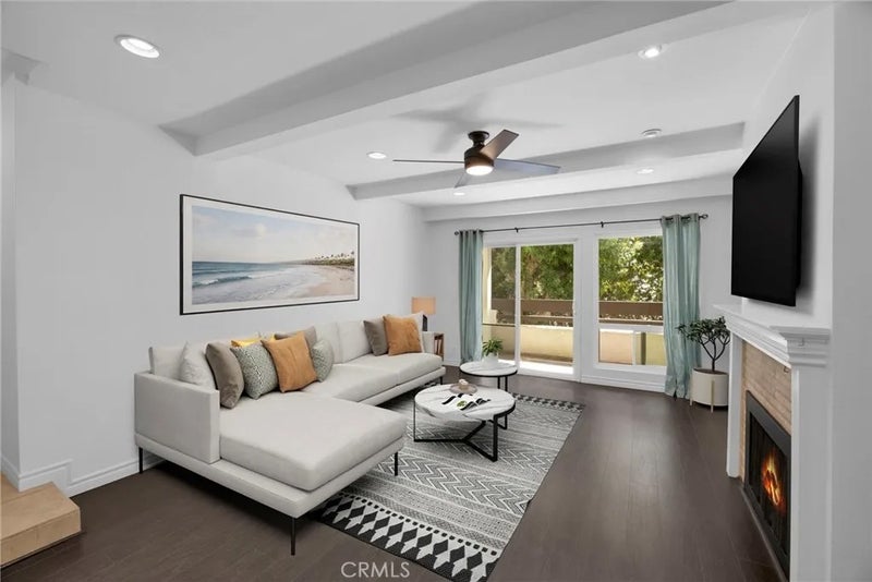 21372 Brookhurst 526