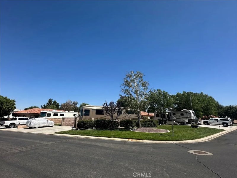 11555 Wedgewood