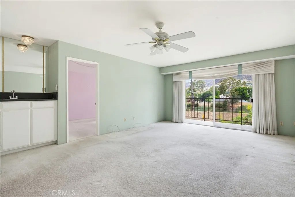 620 N Kenwood 208