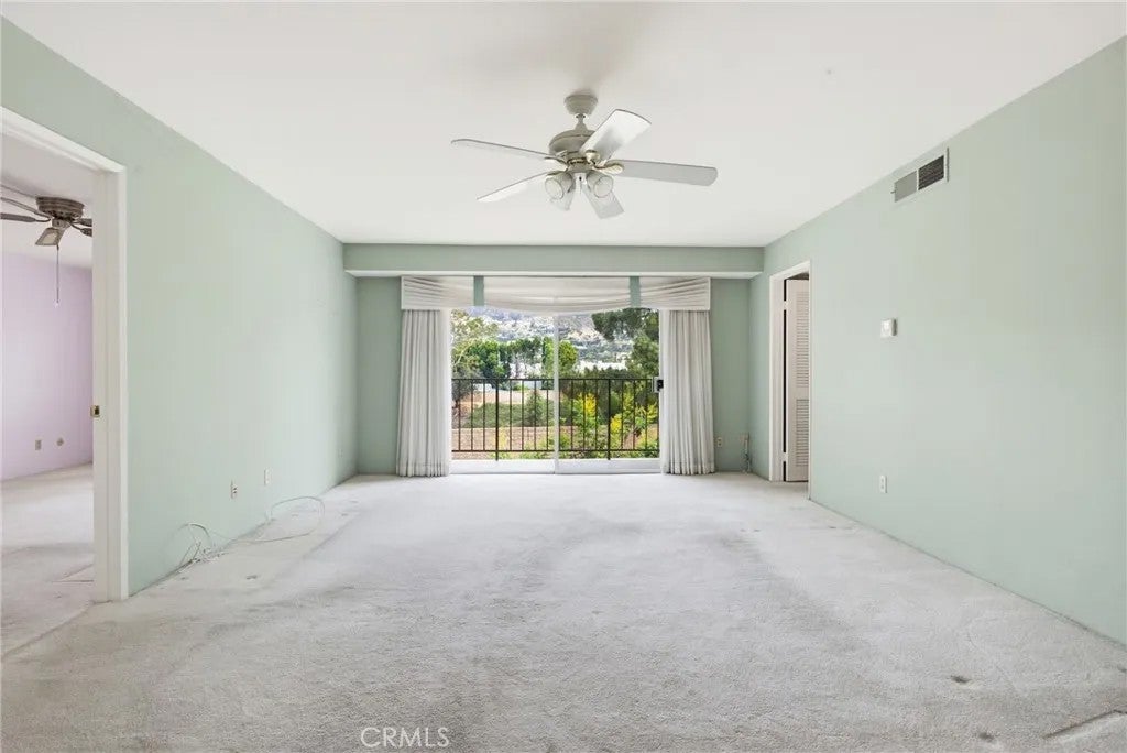 620 N Kenwood 208