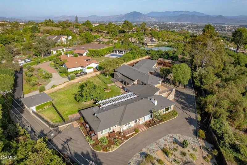 320 Valley Vista Drive