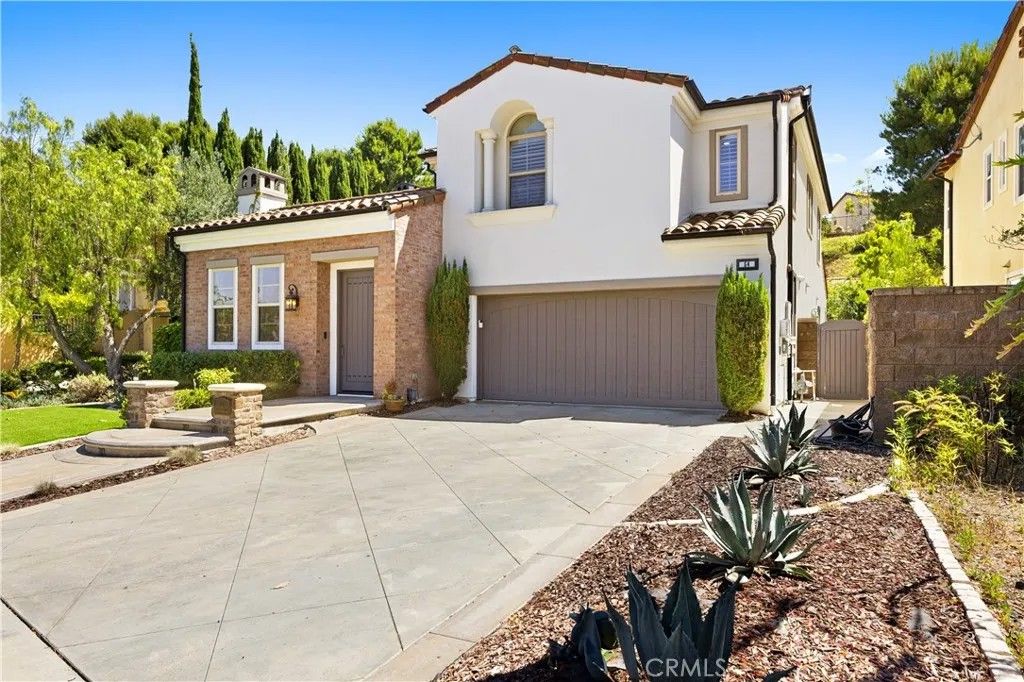 Photo of 54 Valley Terrace, Irvine, CA 92603 (MLS # OC25278259)