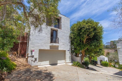 Photo of 8354 Gilman Dr, La Jolla, CA 92037 (MLS # 260018282)