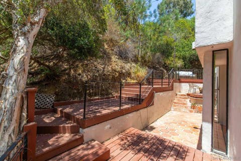 Photo of 8354 Gilman Dr, La Jolla, CA 92037 (MLS # 260018282)