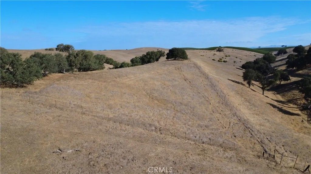 Photo of 0 No Name, Paso Robles, CA 93446 (MLS # NS25242166)