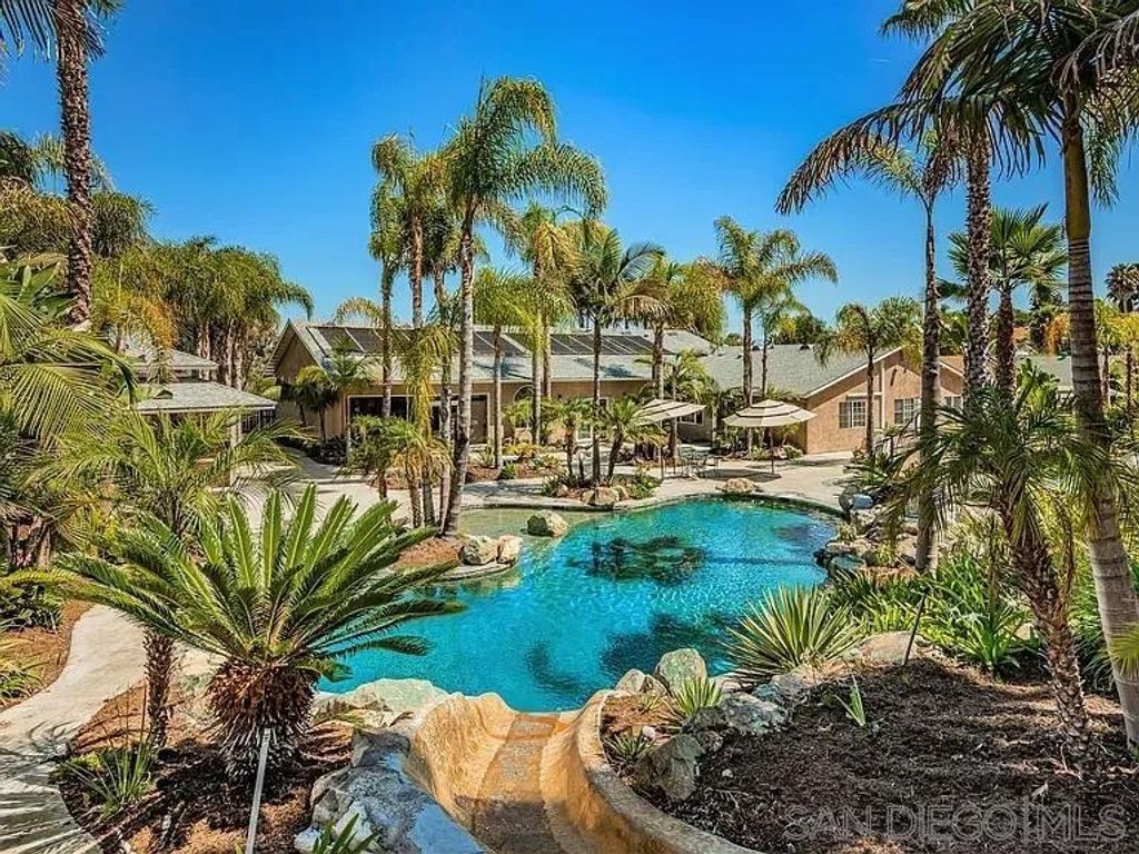 Photo of 4435 Summer Dr #ROOM FOR RENT, Oceanside, CA 92056 (MLS # 260001351)