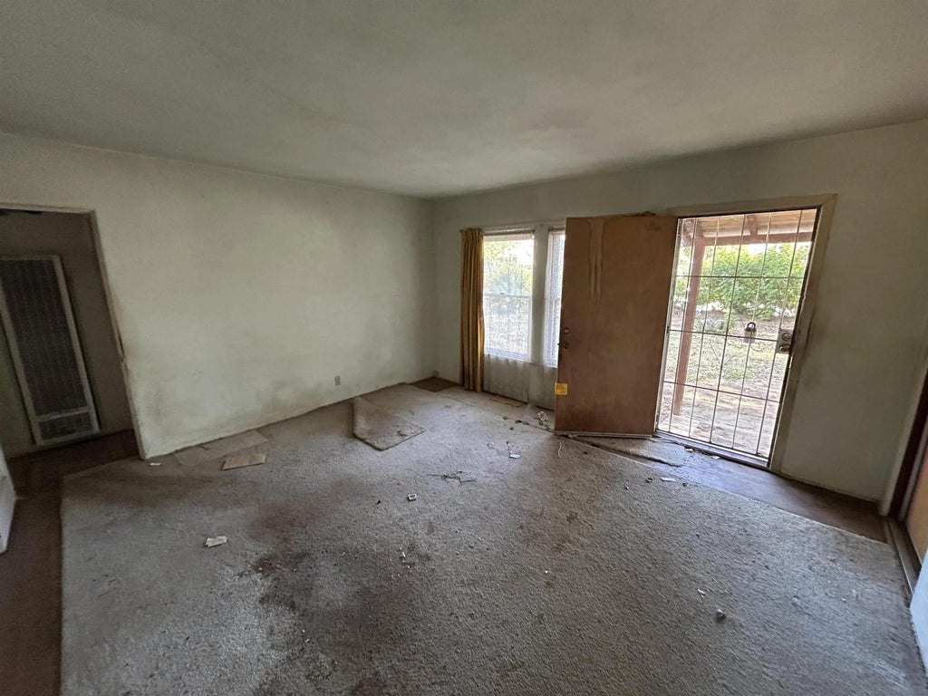Photo of 1119 S Juniper ST, Escondido, CA 92025 (MLS # 260025240)